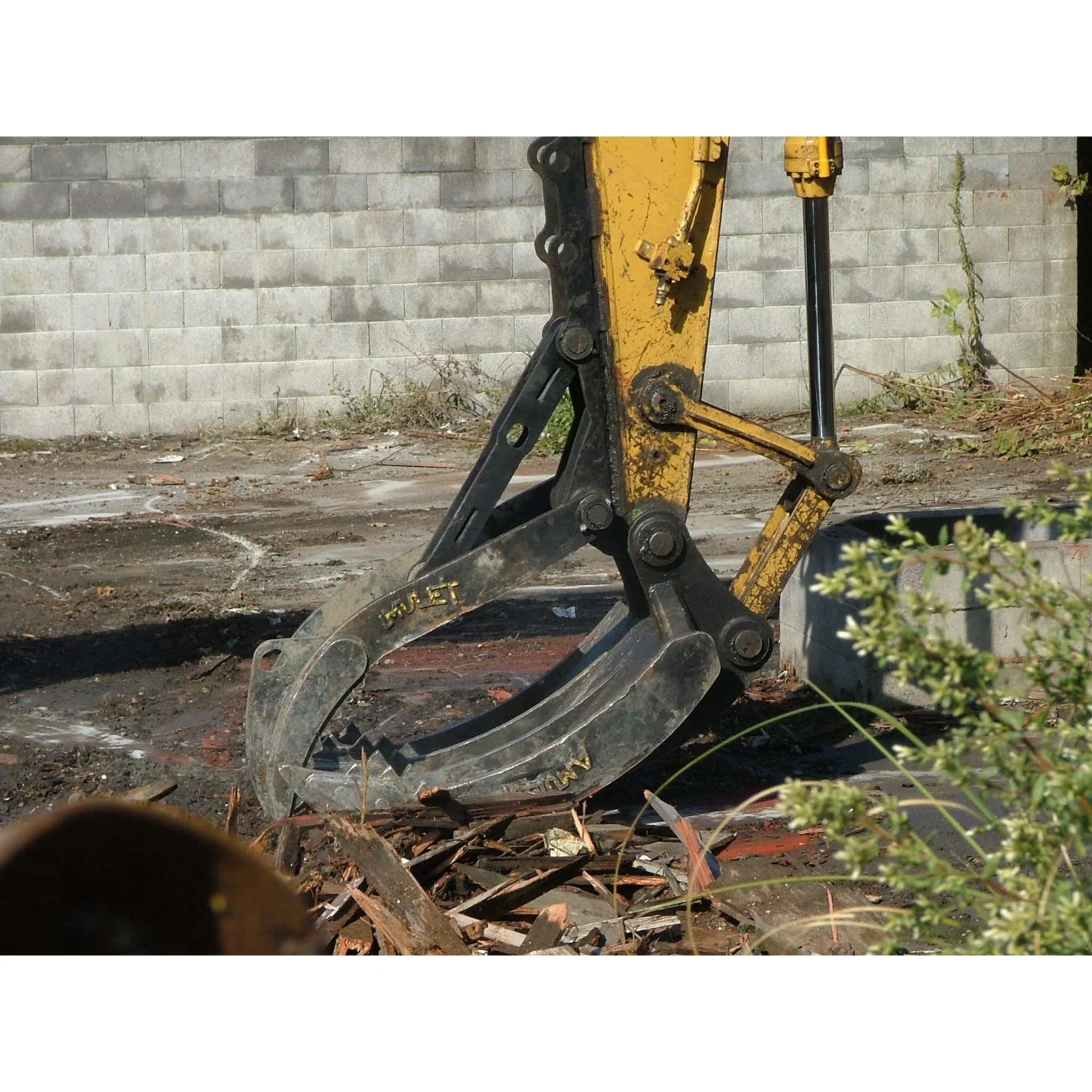 Amulet | HoeMate Multi-Tine Rake For Excavator - Image 4