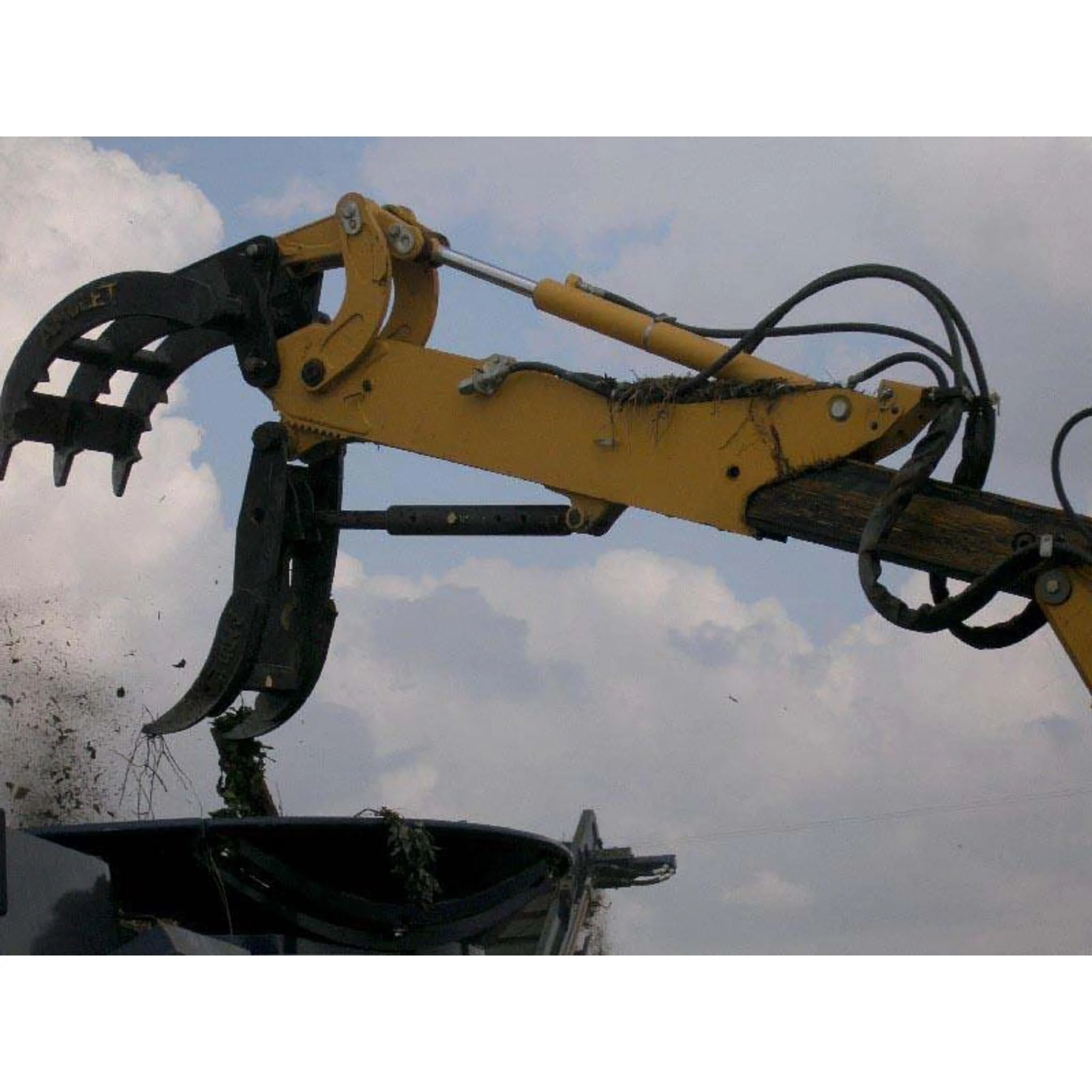 Amulet | HoeMate Multi-Tine Rake For Excavator - Image 6