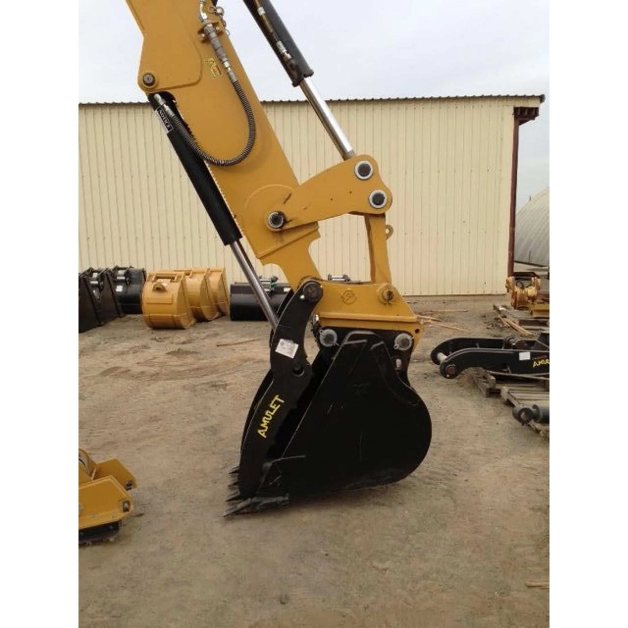 Amulet PowerClamp Hydraulic Thumb For Excavator - Image 3