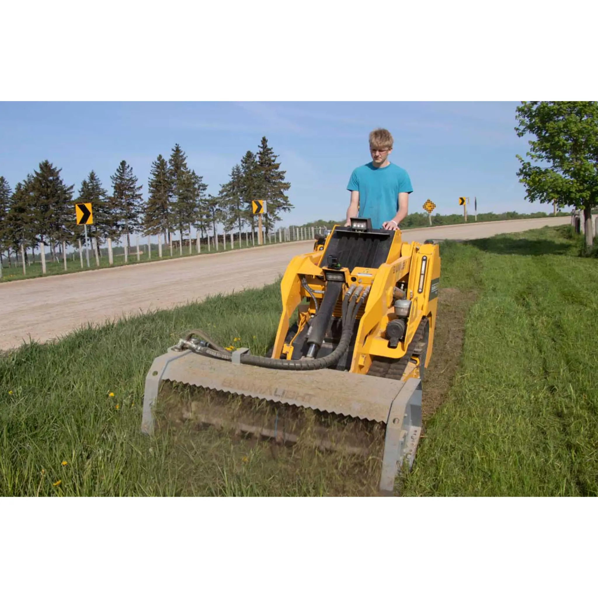 Baumalight | FMM148 Flail Mower For Mini Skid Steers - Image 3