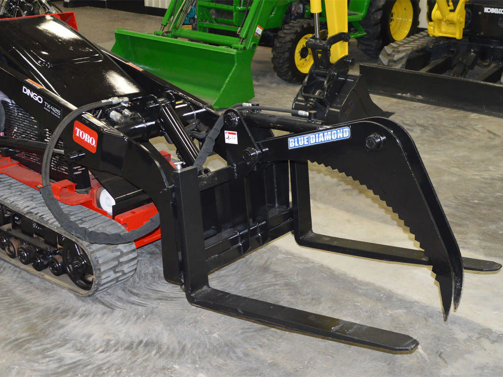 BLUE DIAMOND | Grapple Fork For Mini Skid Steer - Image 3