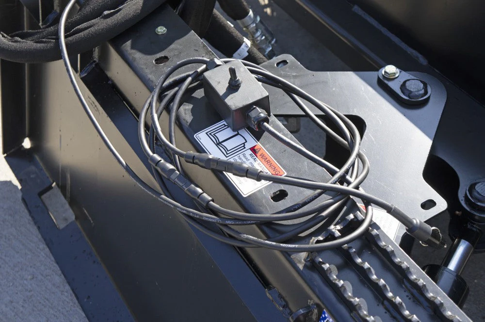 BLUE DIAMOND | HYDRAULIC ANGLE BROOM FOR TRACTOR - HEAVY DUTY SERIES 2 - Image 3