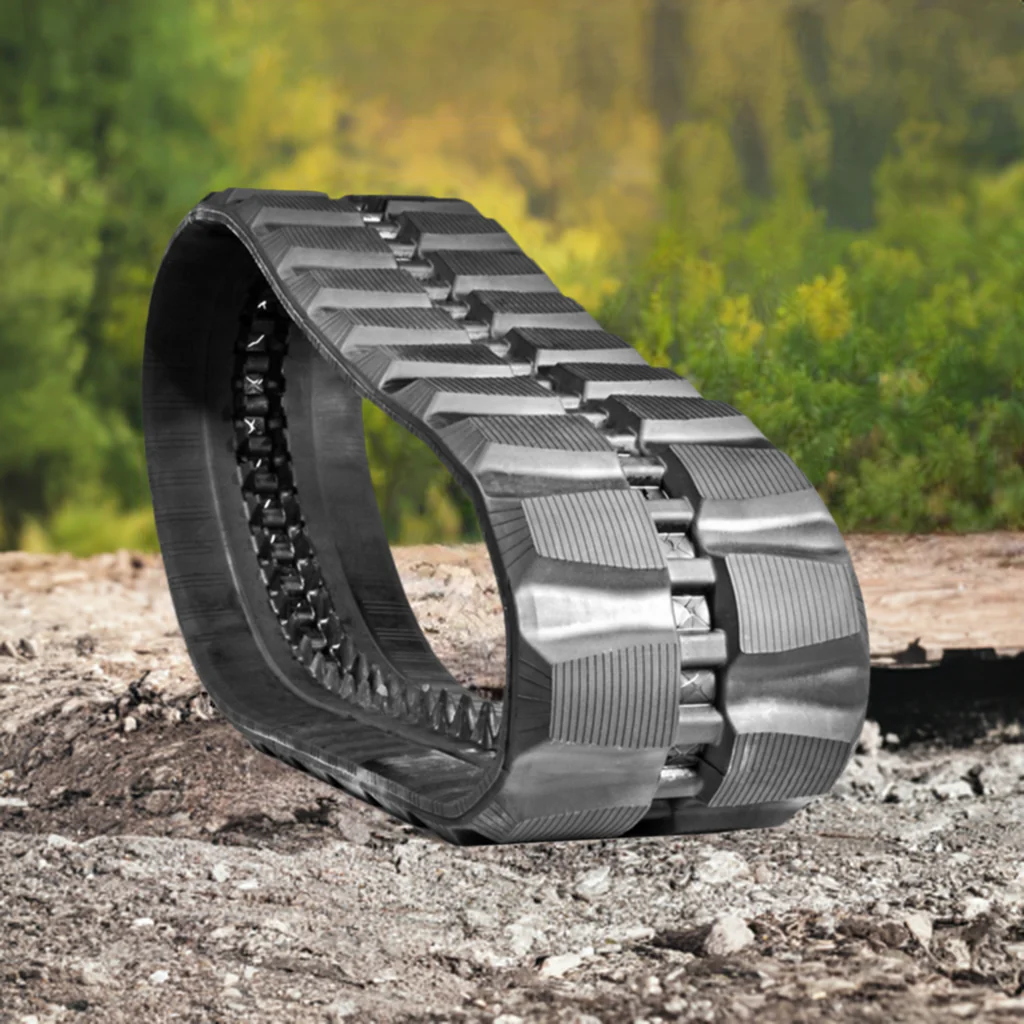 Bobcat T595 Rubber Track 320x86x49 ( 13" ) Staggered Block Pattern - Image 4