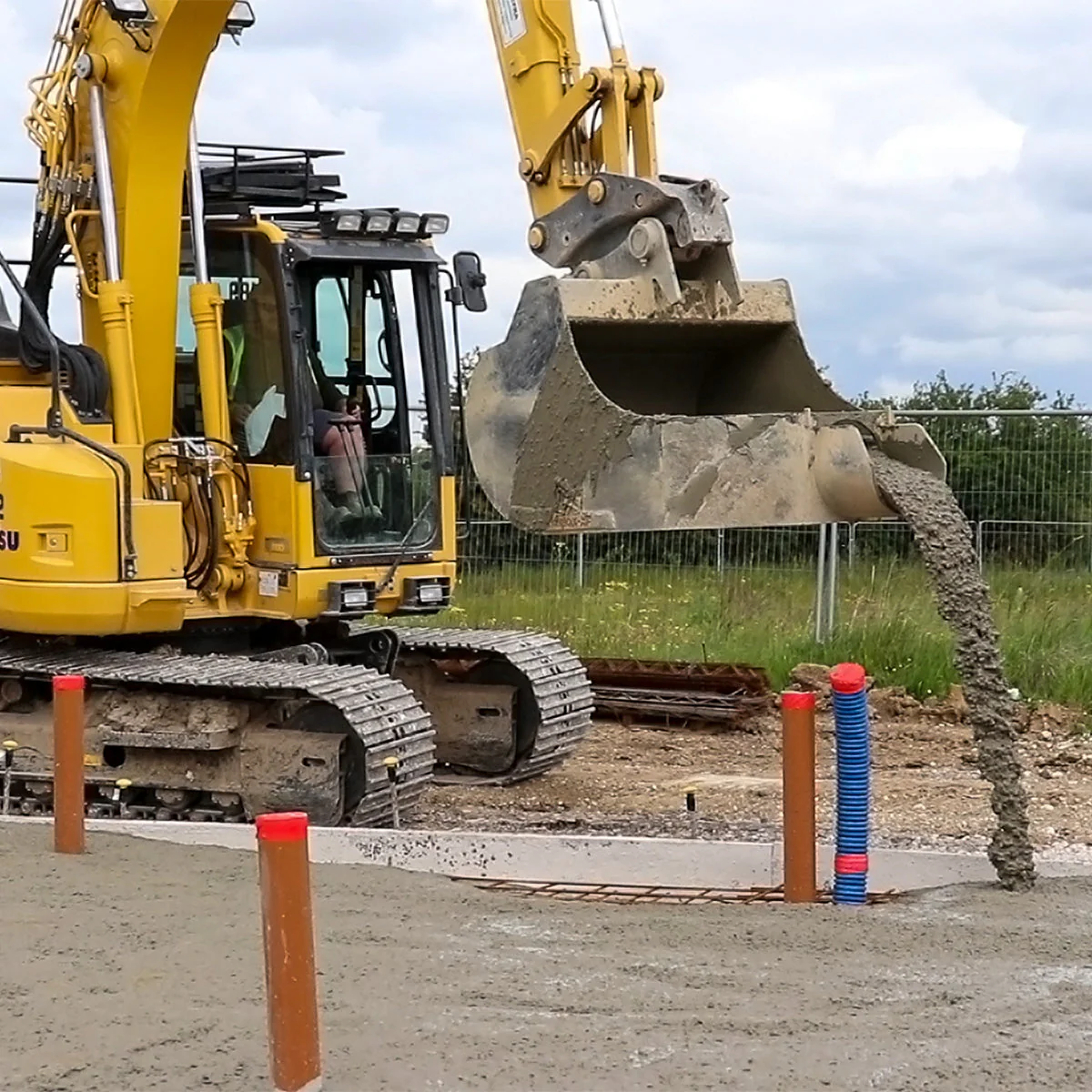 Hitachi ZX200LC-5G, LA Concrete Pouring Bucket - Image 5