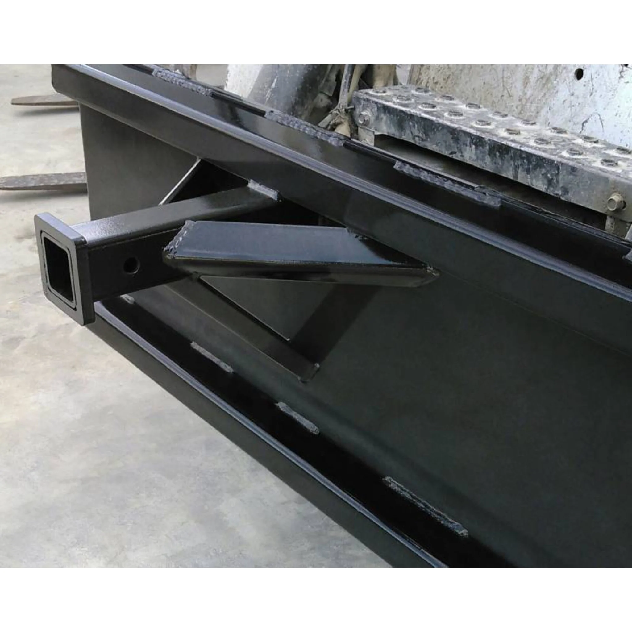 Loflin Fabrication Skid Steer Reese Trailer Hitch Adapter - Image 2