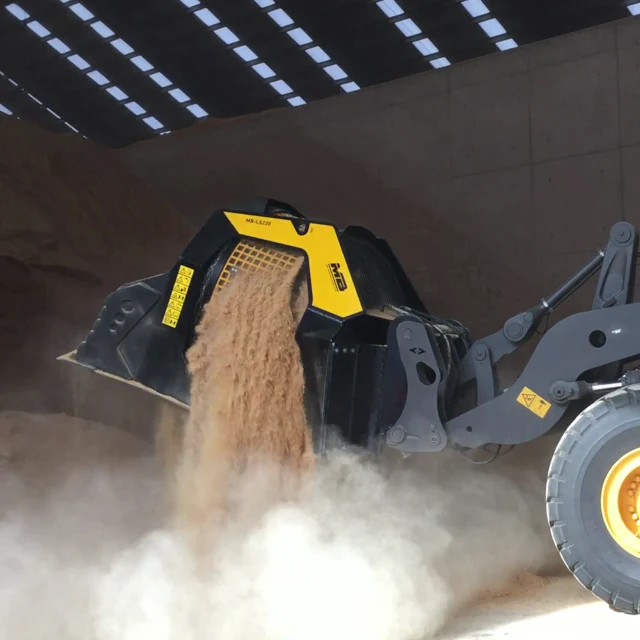 MB Crushers Screening Bucket | Model MB-LS220 S2 | Width 79" | Machine Size 12-25 Tons | For Loaders - Image 3