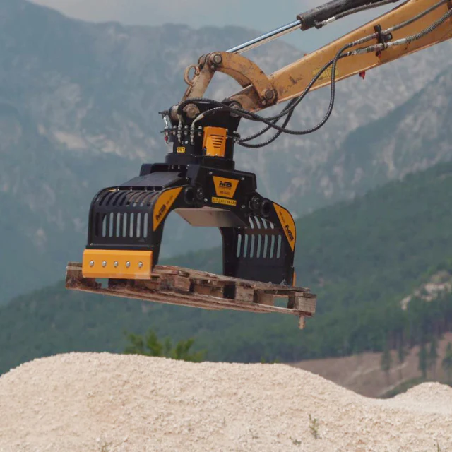 MB Crushers Sorting Grapple | Model MB-G450 S4 | Width 27.6" | Machine Size 3-6 Tons | For Excavators