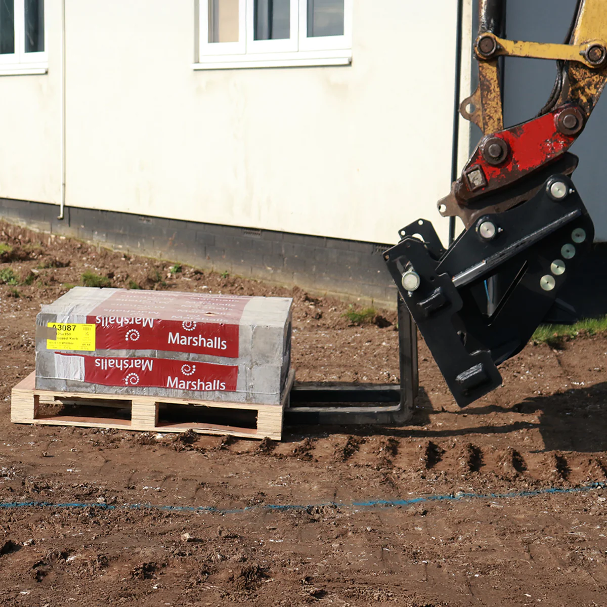 Sany SY80 Pallet Forks - Image 4